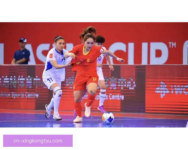 中国女足3-0完胜提前晋级淘汰赛